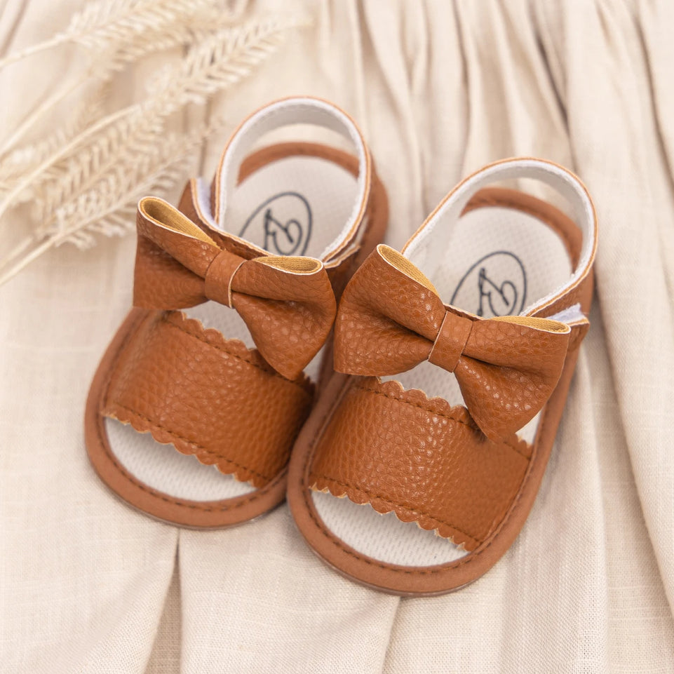 Summer Rubber Soft Anti-Slip Sandal Baby Boy Girl Shoes Bowknot Dress 0-18 Months PU Flats Beach Slipper First Walker Crib Shoes
